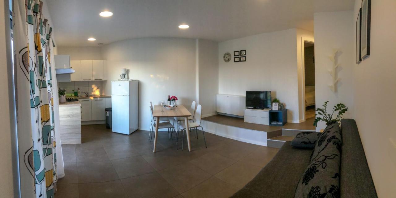Apartment Vita Funtana Buitenkant foto